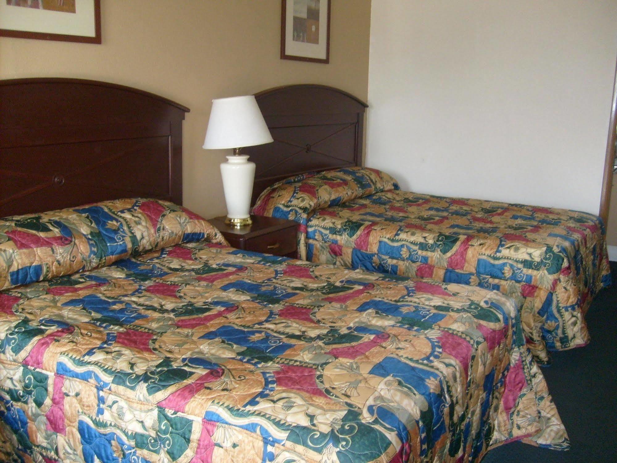 Express Inn Томсон Екстер'єр фото